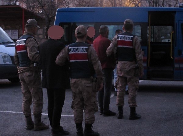 Erzincan’daki hırsızlık olayının failleri Sivas’ta yakalandı