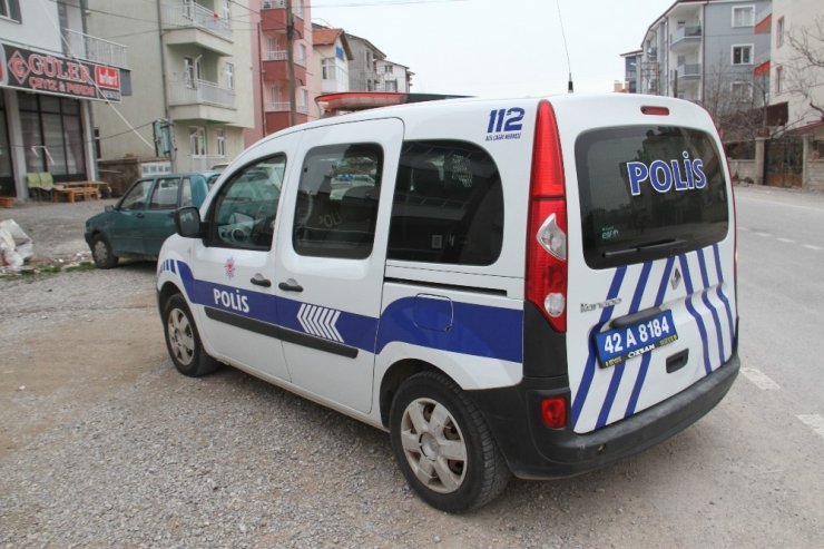 Emekli öğretmen dolandırılmaktan son anda kurtuldu