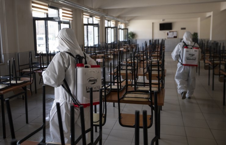 Sincan Cezaevi'nde koronavirüse karşı ilaçlama yapıldı