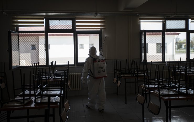 Sincan Cezaevi'nde koronavirüse karşı ilaçlama yapıldı