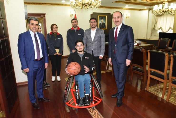 Valiye yazdığı mesajla hayali gerçek oldu