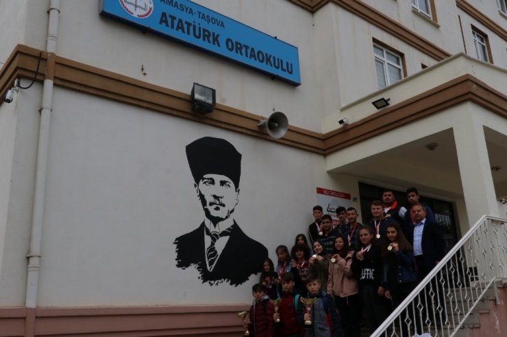 Kırılması güç bir rekora imza attılar, 7 yıl üst üste şampiyon oldular