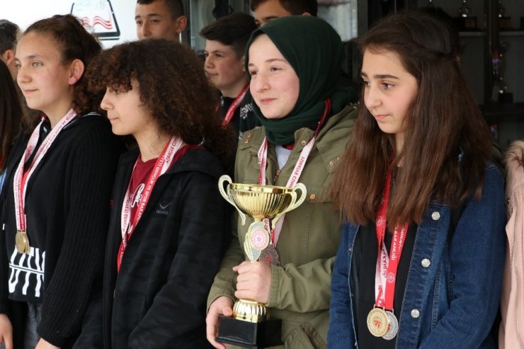 Kırılması güç bir rekora imza attılar, 7 yıl üst üste şampiyon oldular