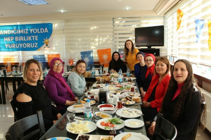 Edremit AK Parti’den birlik ve beraberlik toplantısı