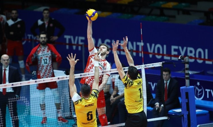 Ziraat Bankası, normal sezonu galibiyetle tamamladı