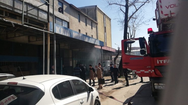 Sanayide korkutan yangın