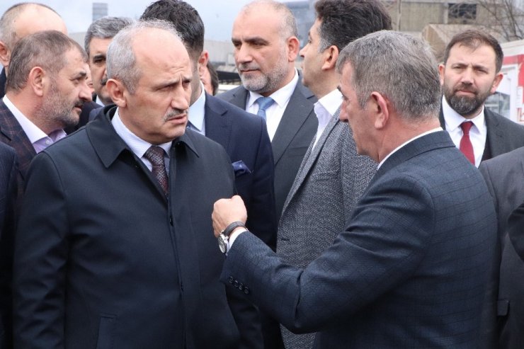 Ulaştırma Bakanı Turhan: "Sivas-Kalın Demiryolu’nu önümüzdeki 1 ay içerisinde açacağız"