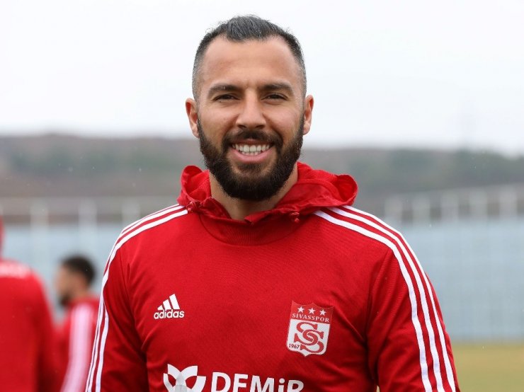 Yasin Öztekin: “Antalya’dan 3 puanla dönmek istiyoruz”