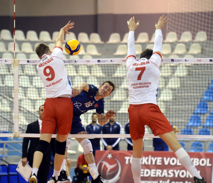 Voleybol: AXA Sigorta Efeler Ligi