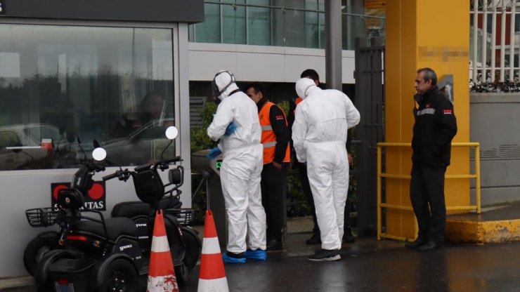 Bağcılar’da genç doktorun sır intiharı