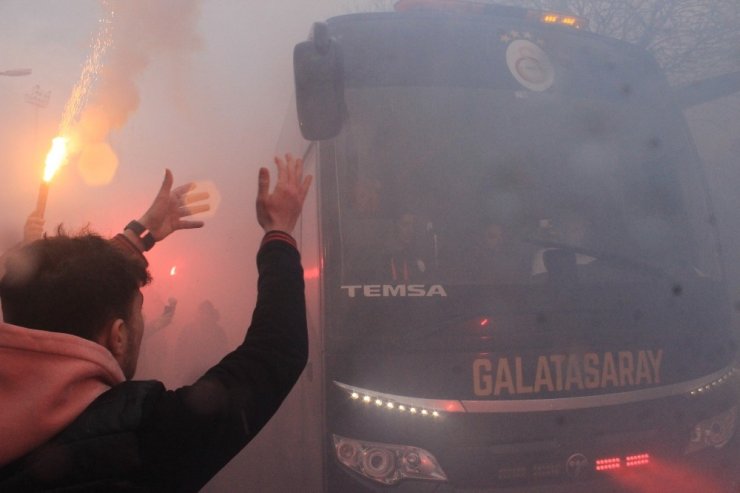 Galatasaray, Türk Telekom Stadyumu’nda hareket etti
