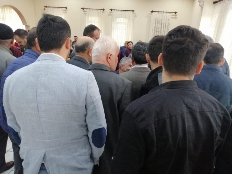 Verem Savaş Derneği kongresinde kavga çıktı