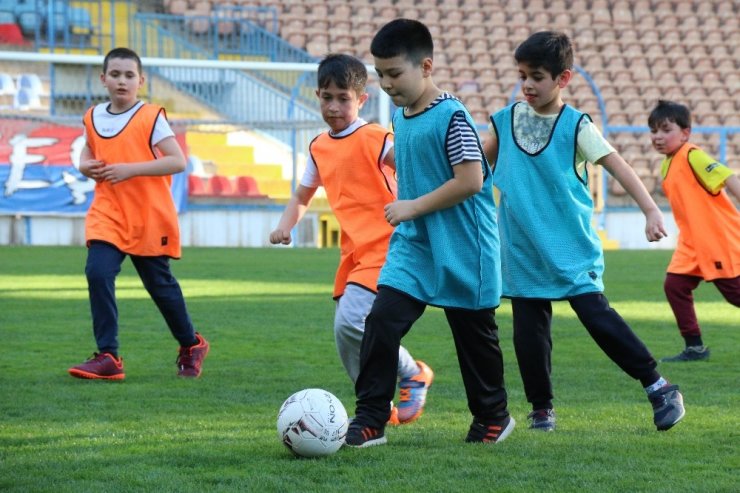 Futbolda Özkaynak Projesi başladı
