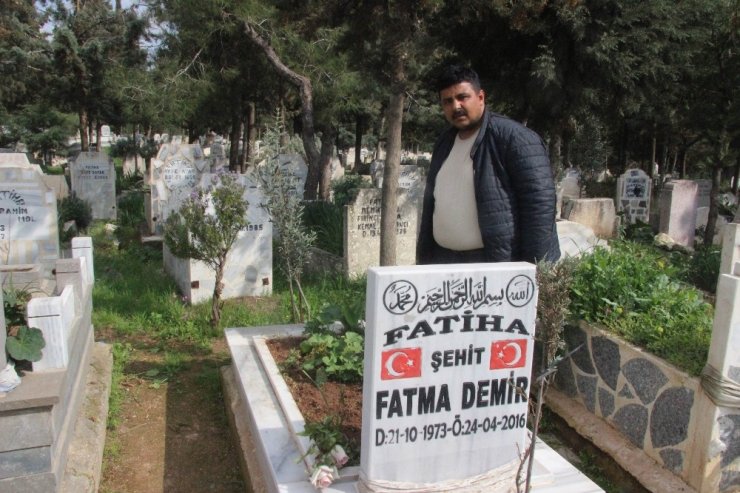 Sivil şehidin mezar taşını çaldılar