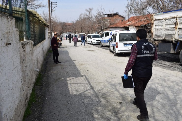 Komşuların kavgasında silahlar konuştu: 5 yaralı