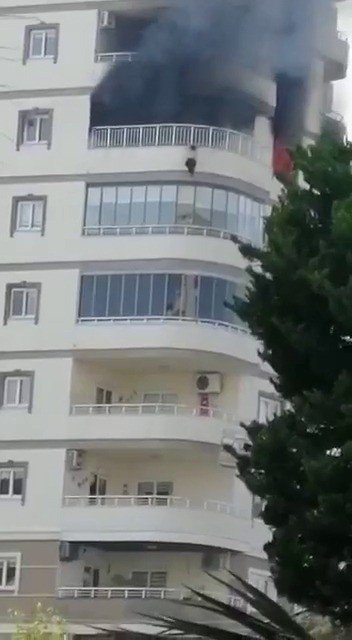 Mersin’deki yangın faciasıyla ilgili soruşturma başlatıldı
