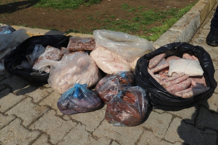Mersin’de 91 kilo bozuk et ele geçirildi