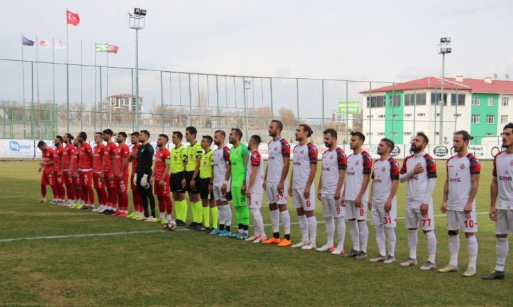 TFF 2. Lig: Sivas Belediyespor: 0 - GMG Kastamonuspor: 3