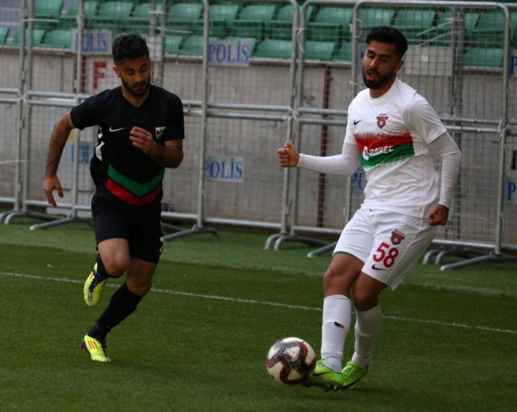 Diyarbekirspor sahasında Bayrampaşaspor ile golsüz berabere kaldı