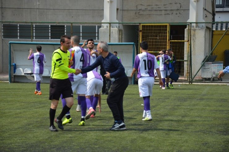Sağırlar Ligi’nde 5 kırmızı kart çıktı, maç tatil edildi