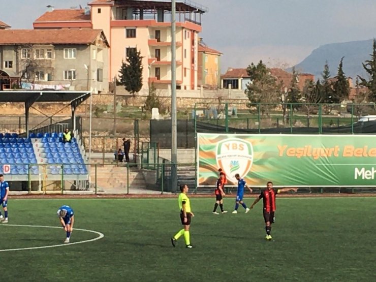 Yeşilyurt Belediyespor sahasında Yozgat 1959’u 1-0 yendi