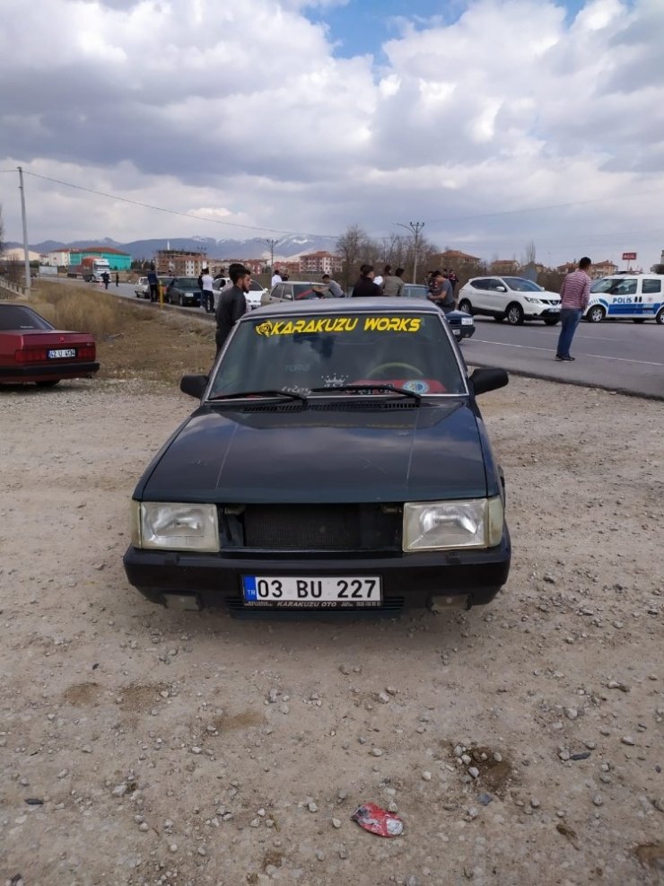 Trafik magandaları konvoy halinde trafiği birbirine kattı