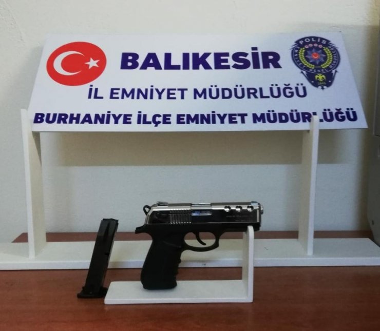 Balıkesir’de 8 silah ele geçirildi