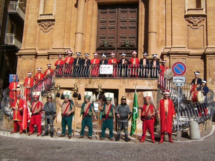 Hayat kurtaran mehter başı