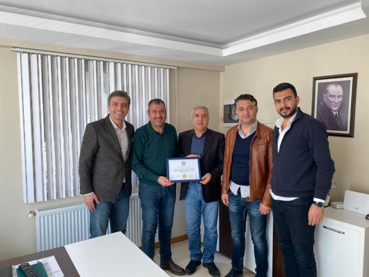 Başkan Erdoğan: “Komitelerimizle, her an sahadayız üyemizin yanındayız”