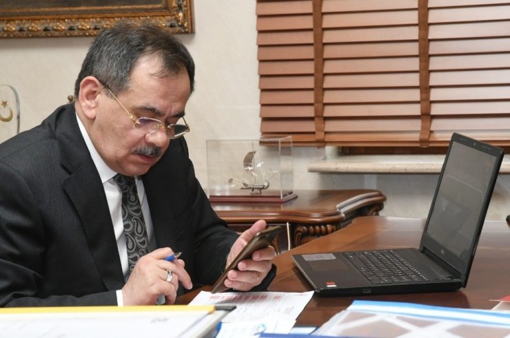 Başkan Mustafa Demir’den ‘telefonla halk günü’