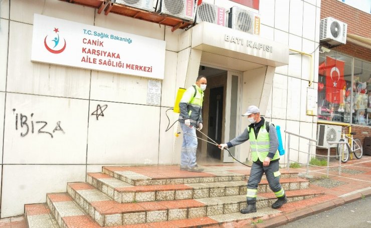 Sandıkçı: "Esnafımızın yanındayız"