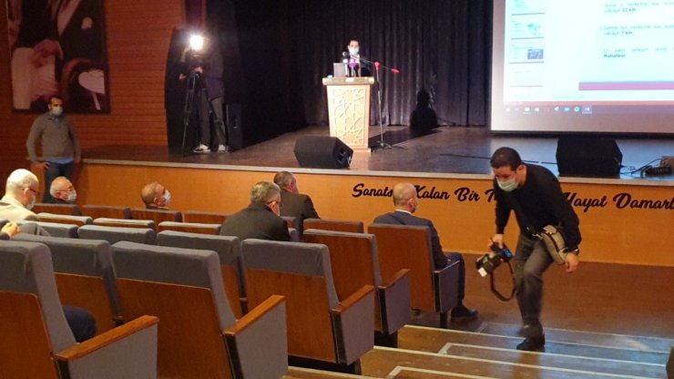 Yerli otomobile maskeli ÇED toplantısı