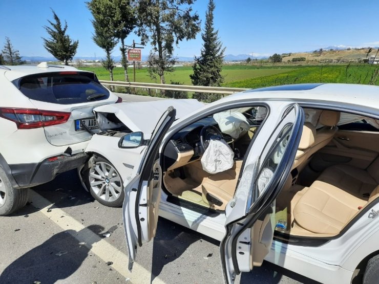 Antalya’da zincirleme trafik kazası