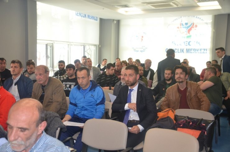 Gençlik ve Spor Bakanı Kasapoğlu adına kulüp başkanlarına sertifika verildi