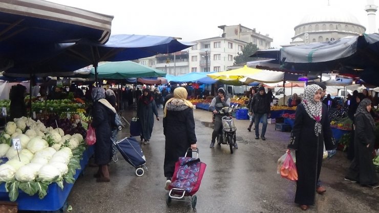 Korona pazarları da vurdu