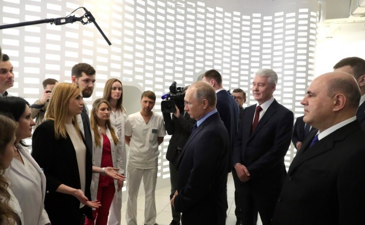 Rusya Devlet Başkanı Putin: "Virüsün yayılımını durdurduk"