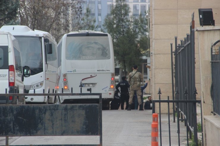 Şanlıurfa’da gözaltına alınan 7 avukat adliyede
