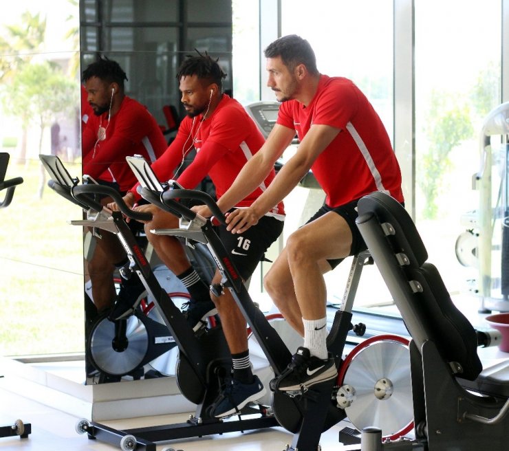Antalyaspor’da Beşiktaş mesaisi