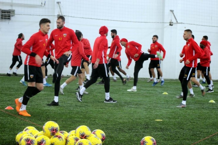 Kayserispor’da Fenerbahçe hazırlıkları devam ediyor