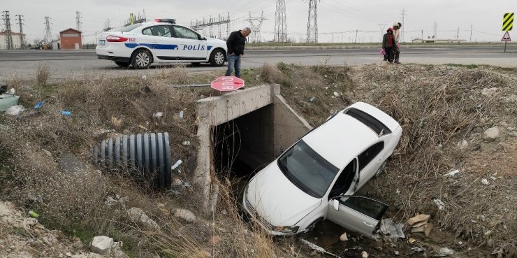 Aksaray’da iki otomobil çarpıştı: 3 yaralı