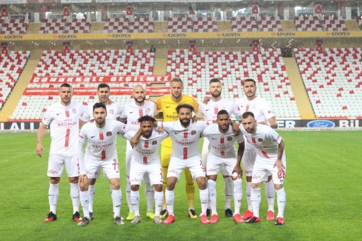 Antalyaspor’da Sangare formasına kavuştu