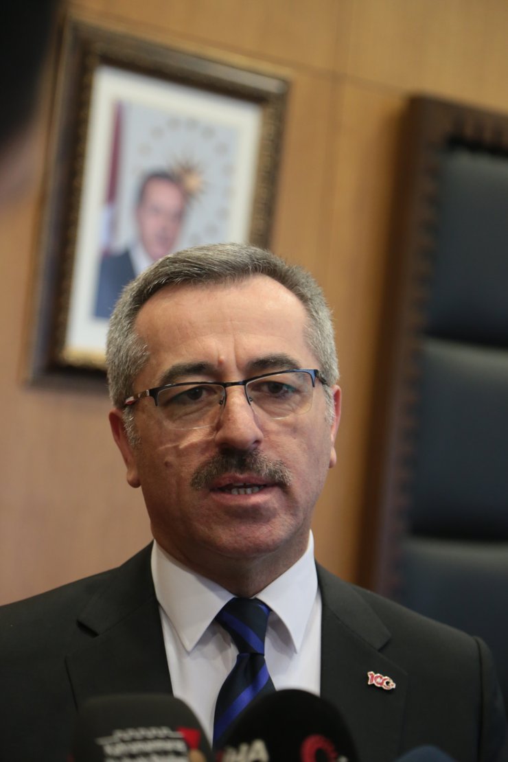 Bakan Selçuk'un "ilk teneffüs" twitine, Kahramanmaraş'tan dondurmalı destek