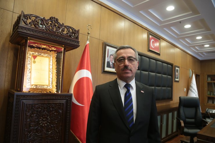 Bakan Selçuk'un "ilk teneffüs" twitine, Kahramanmaraş'tan dondurmalı destek