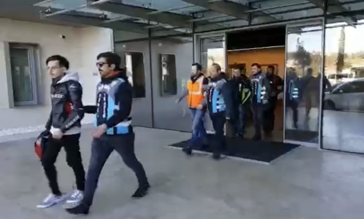 Korona virüse rağmen İstanbul’da asker uğurlayan magandalara ceza yağdı