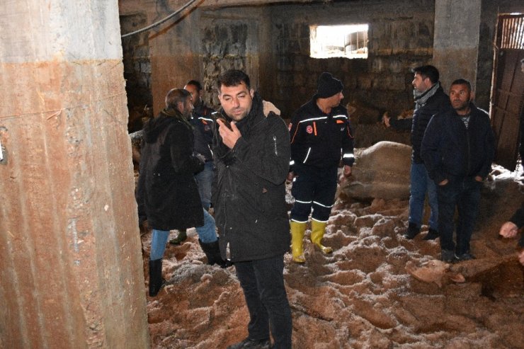 Siverek’te selin vurduğu evlerde hasar tespiti yapıldı
