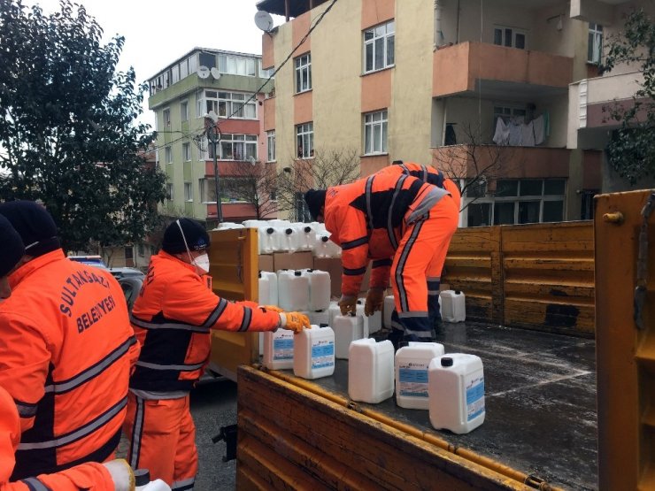 Sultangazi’de sahte dezenfektan operasyonu: 8 gözaltı