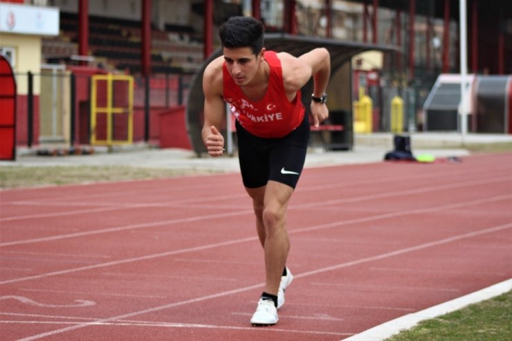 Olimpiyat barajını aşan ’en genç atlet’ unvanı için koşuyor