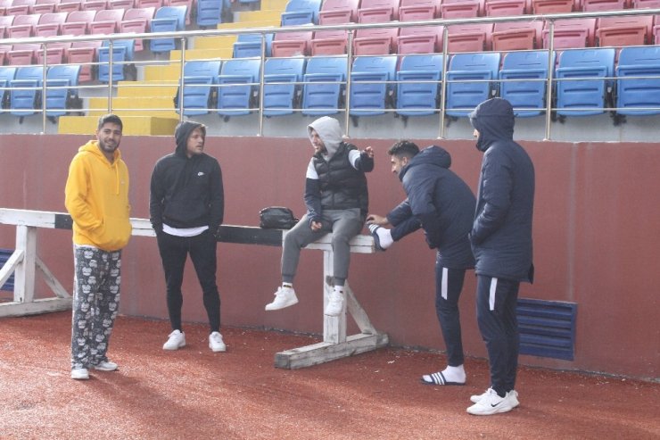Zonguldak Kömürspor korona virüs nedeniyle antrenmana çıkmadı