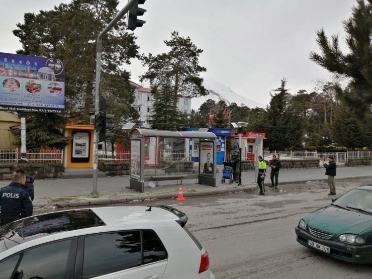 Tatvan’da şüpheli paket paniği