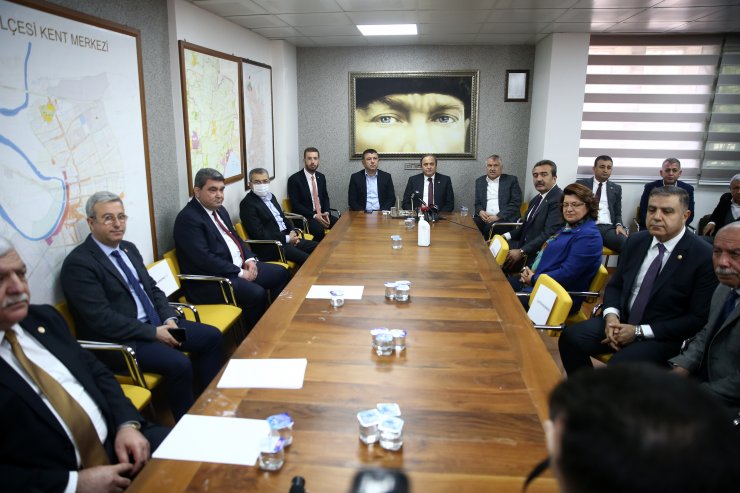 Ceyhan Belediye Başkanı Kadir Aydar'ın görevden uzaklaştırılacağı iddiası